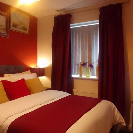 Cosy Stay In Walsall By Ideal Home Bloxwich Extérieur photo