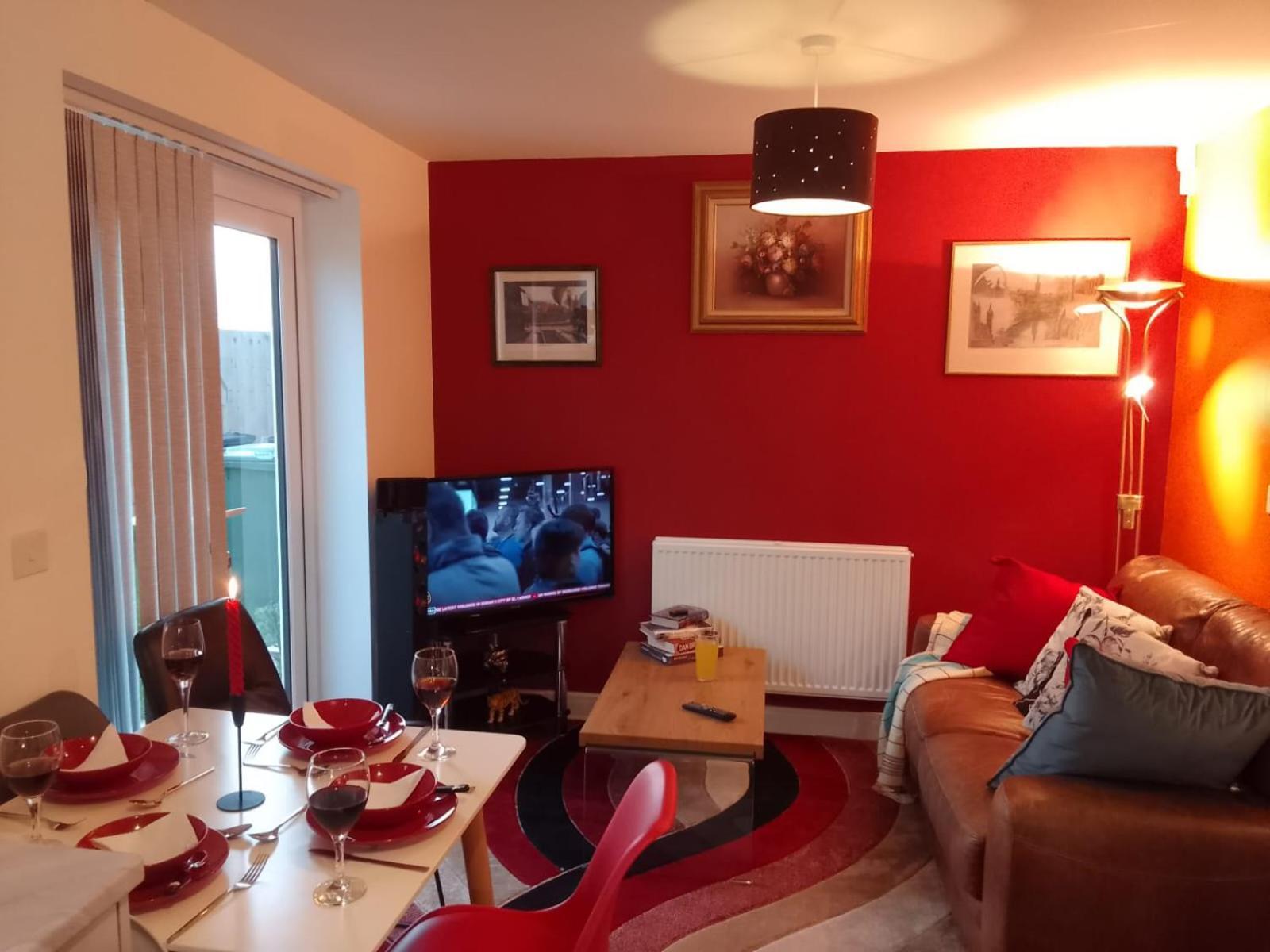 Cosy Stay In Walsall By Ideal Home Bloxwich Extérieur photo
