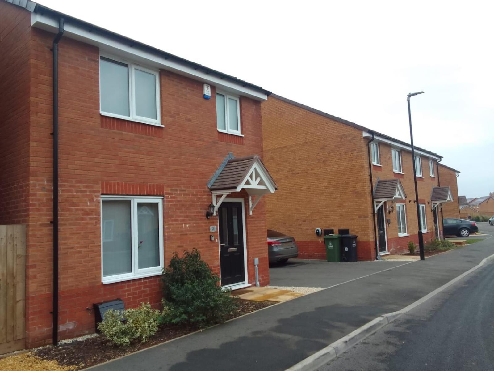 Cosy Stay In Walsall By Ideal Home Bloxwich Extérieur photo